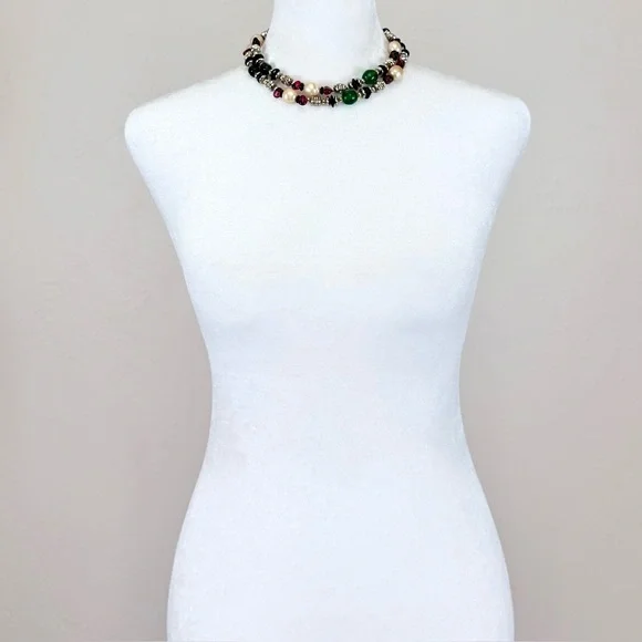 Vintage Chanel Gripoix Red Green Glass Bead Faux Pearl & Rhinestone Necklace - Picture 7 of 16